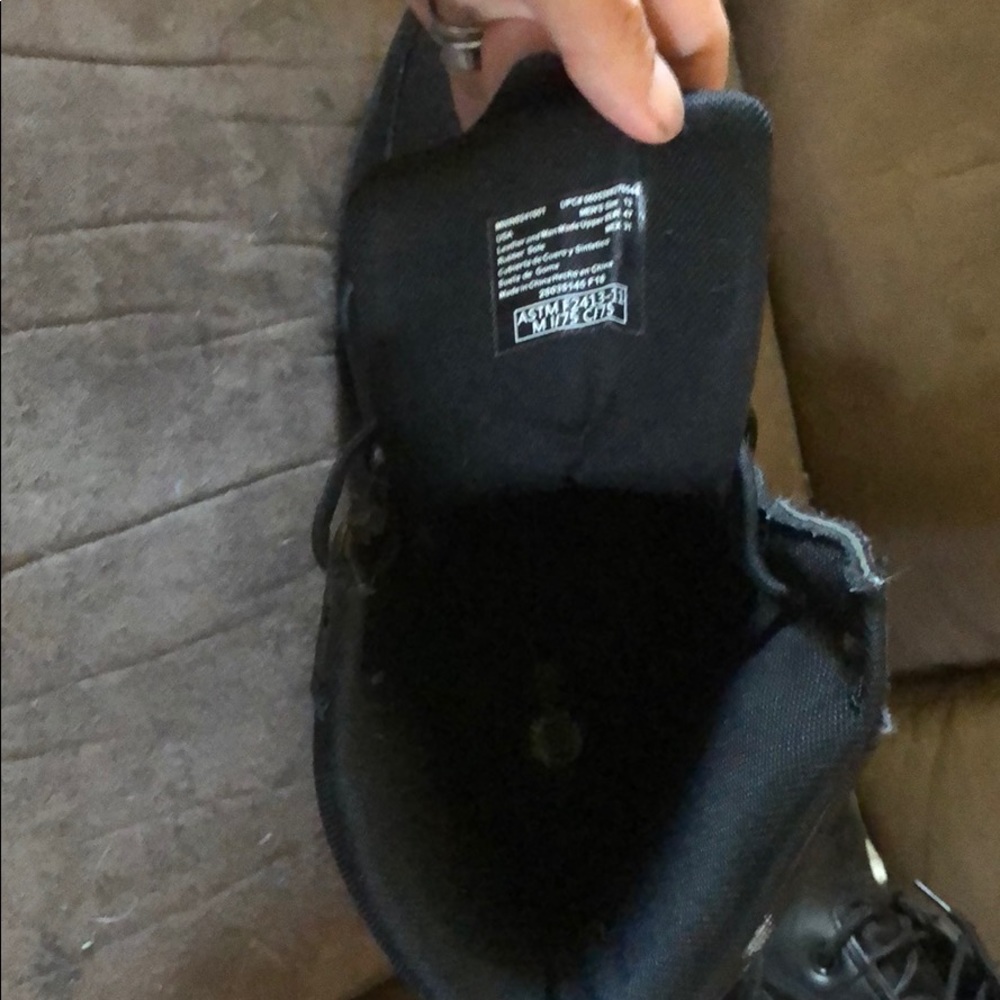 Boots - Picture 3 of 3